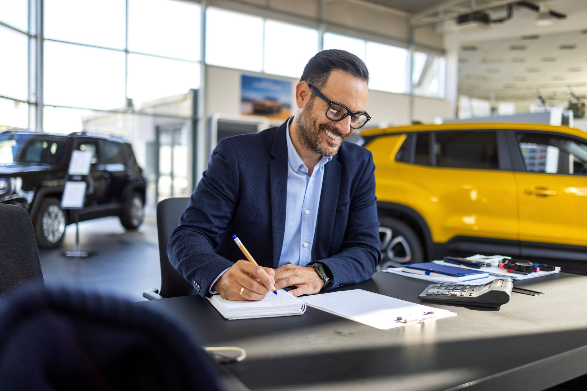 F&I employee at dealership